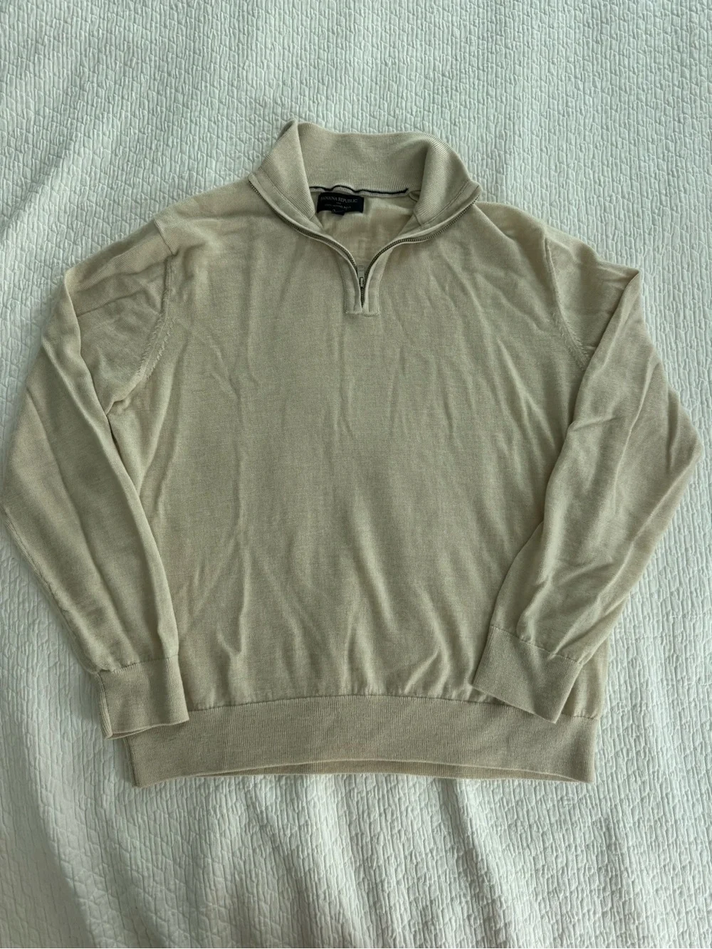 Banana Republic Men's Quarter-Zip Sweater in Light Beige - Size L (fits like M)